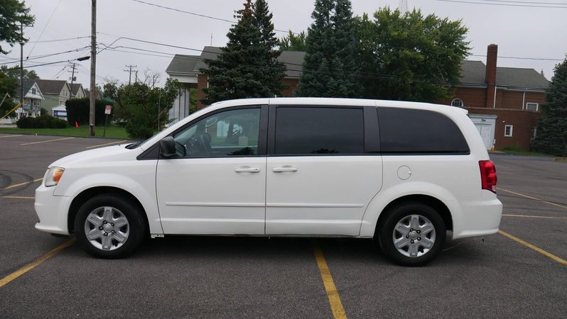 2012 Dodge Grand Caravan, American Value Package full