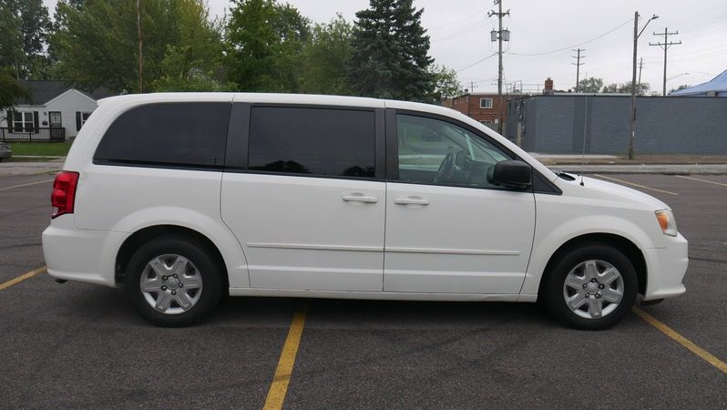2012 Dodge Grand Caravan, American Value Package full